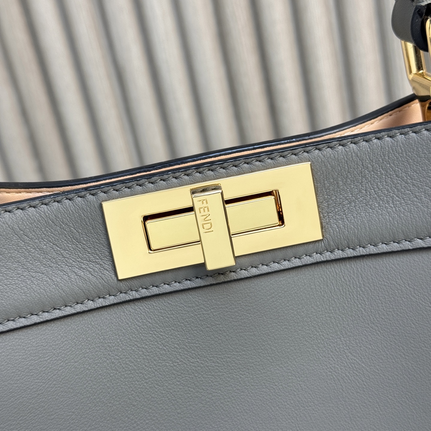 FENDI 一比一 Peekaboo 手提包 灰色拼接斜背款| 12 FENDI 一比一 Peekaboo 手提包 灰色拼接斜背款