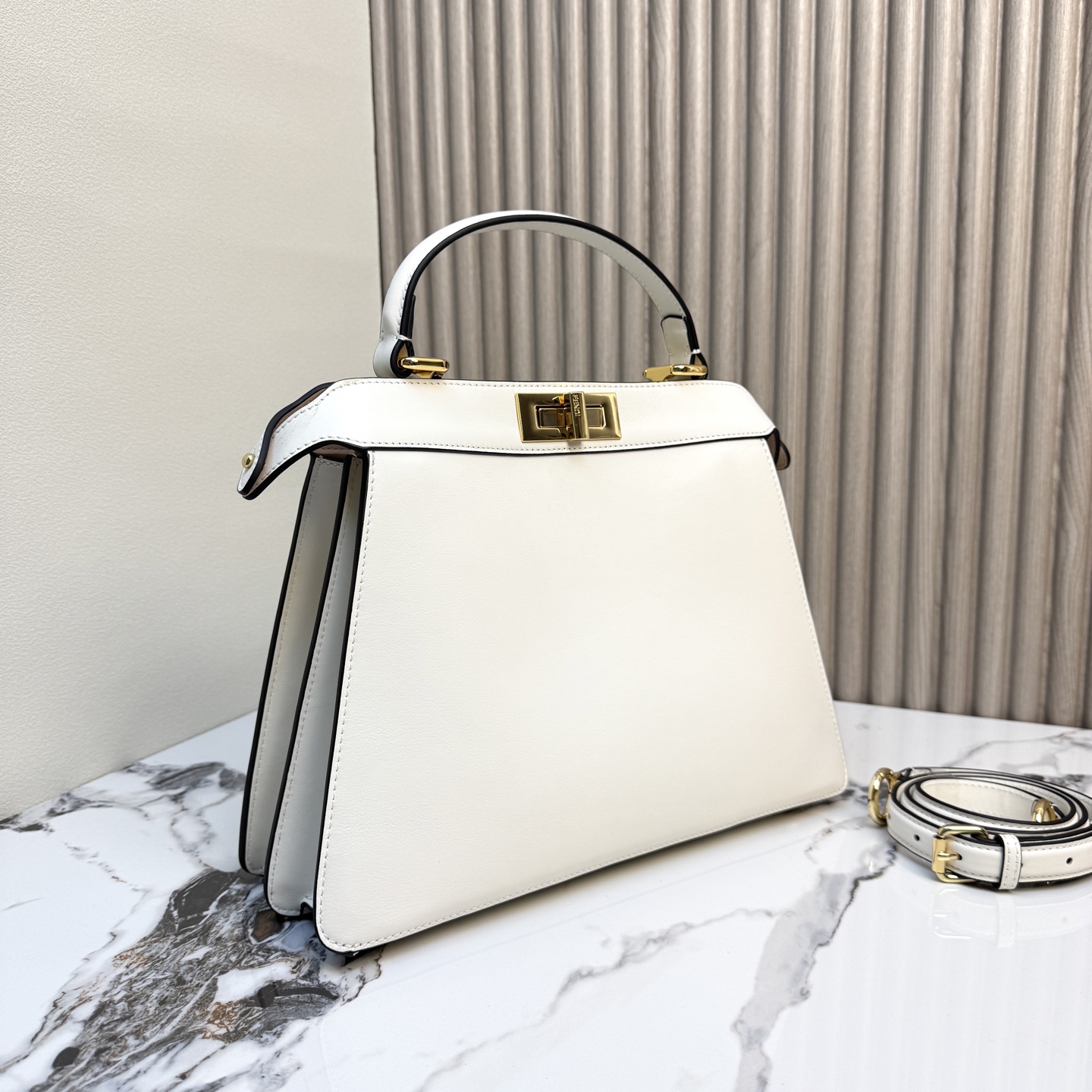 Fendi 一比一 Peekaboo 手提包 米白色 牛皮斜背包| 12 Fendi 一比一 Peekaboo 手提包 米白色 牛皮斜背包