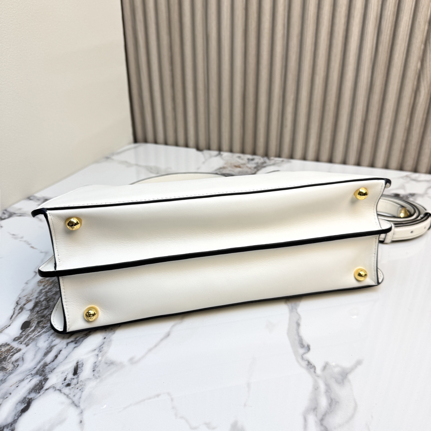 Fendi 一比一 Peekaboo 手提包 米白色 牛皮斜背包| 10 Fendi 一比一 Peekaboo 手提包 米白色 牛皮斜背包