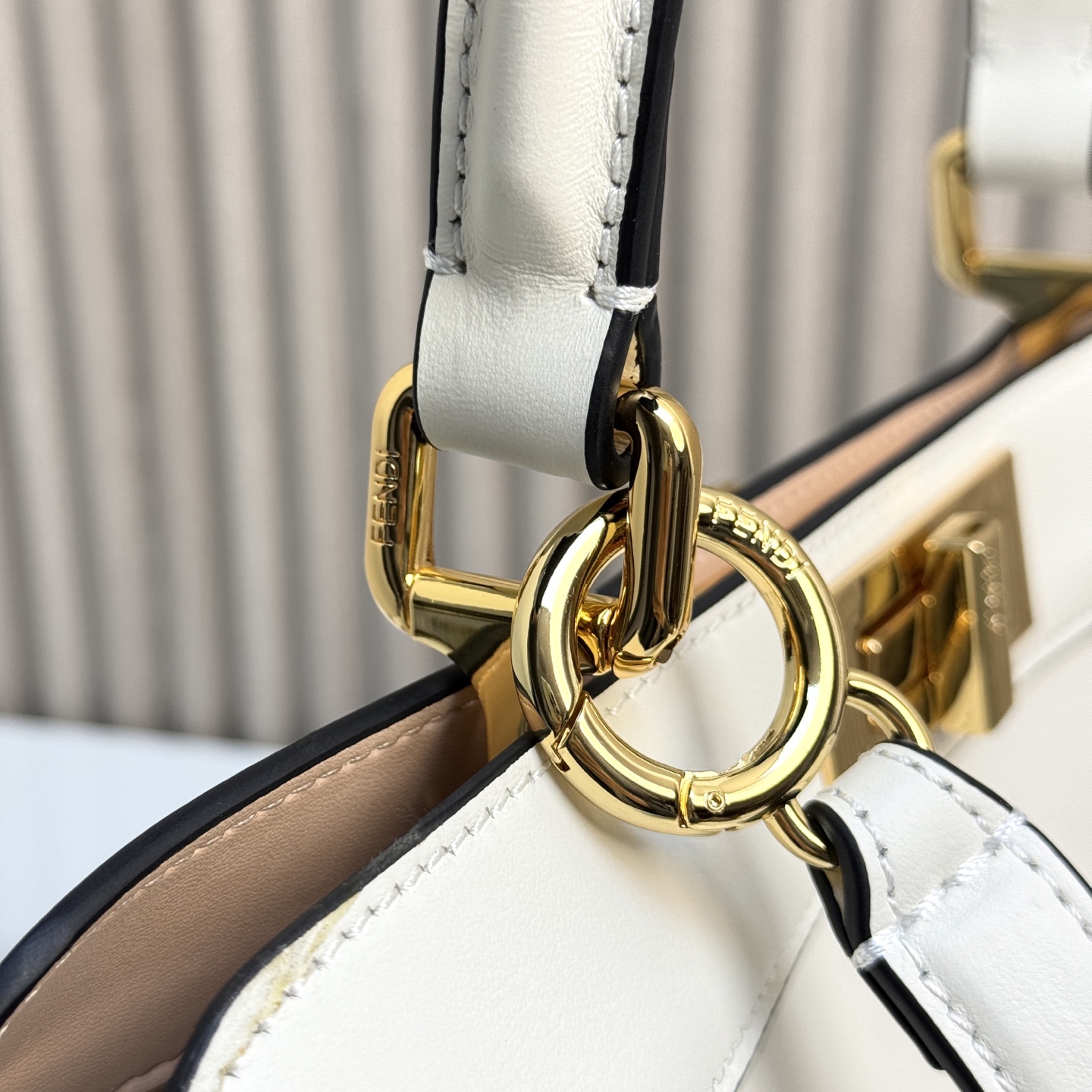 Fendi 一比一 Peekaboo 手提包 米白色 牛皮斜背包| 7 Fendi 一比一 Peekaboo 手提包 米白色 牛皮斜背包