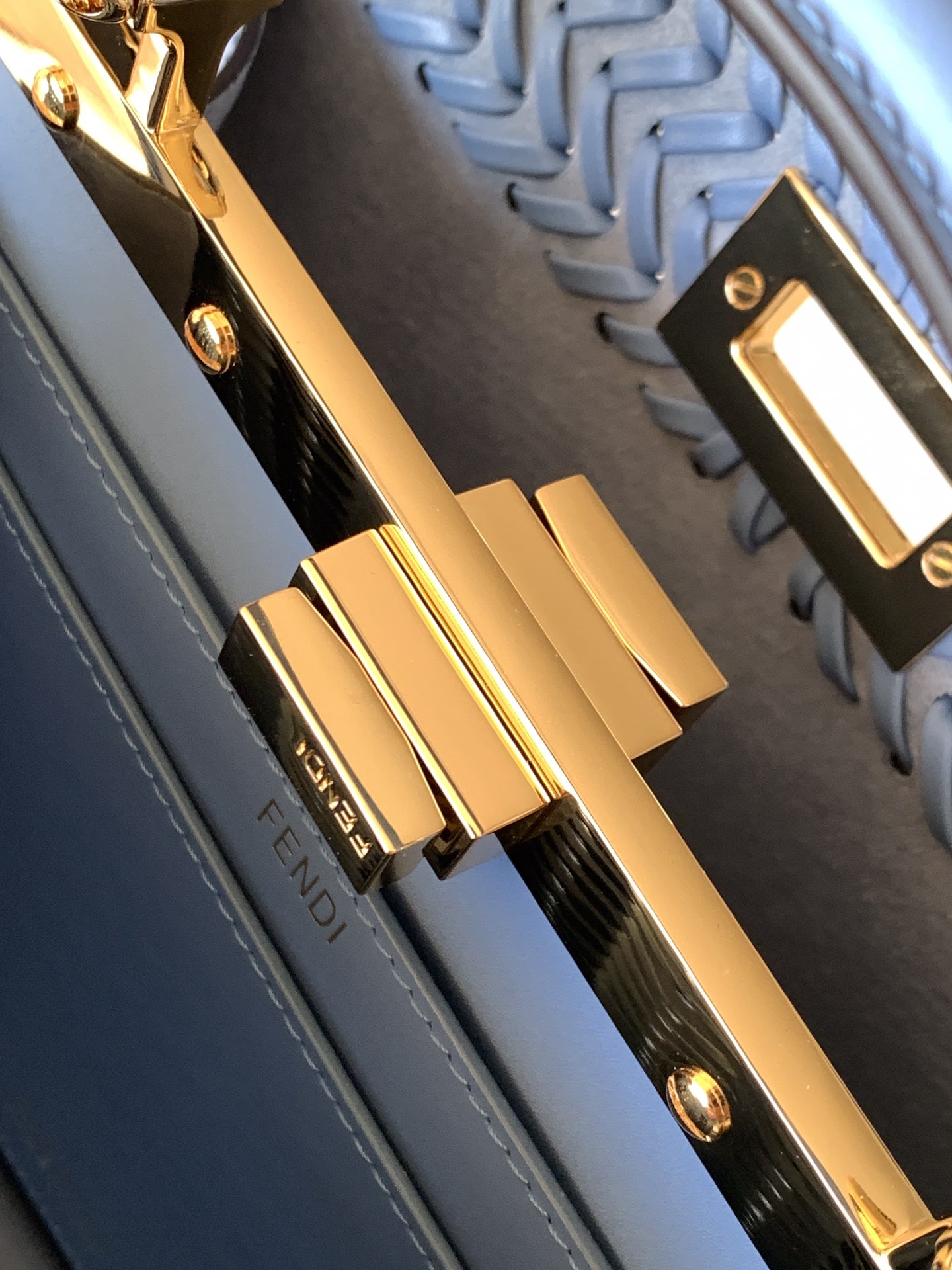 Fendi A貨 Peekaboo 編織迷你包 藍色時尚斜背包| 9 Fendi A貨 Peekaboo 編織迷你包 藍色時尚斜背包