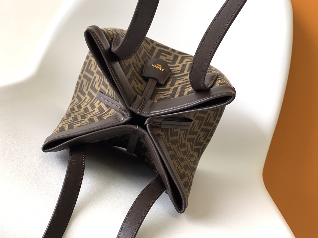 Fendi一比一 Origami系列棕色FF老花托特包 經典復古肩背包| 11 Fendi一比一 Origami系列棕色FF老花托特包 經典復古肩背包