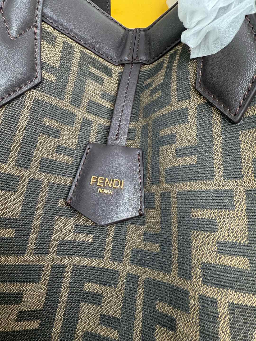 Fendi高仿Origami系列托特包 FF老花大號購物包| 12 Fendi高仿Origami系列托特包 FF老花大號購物包