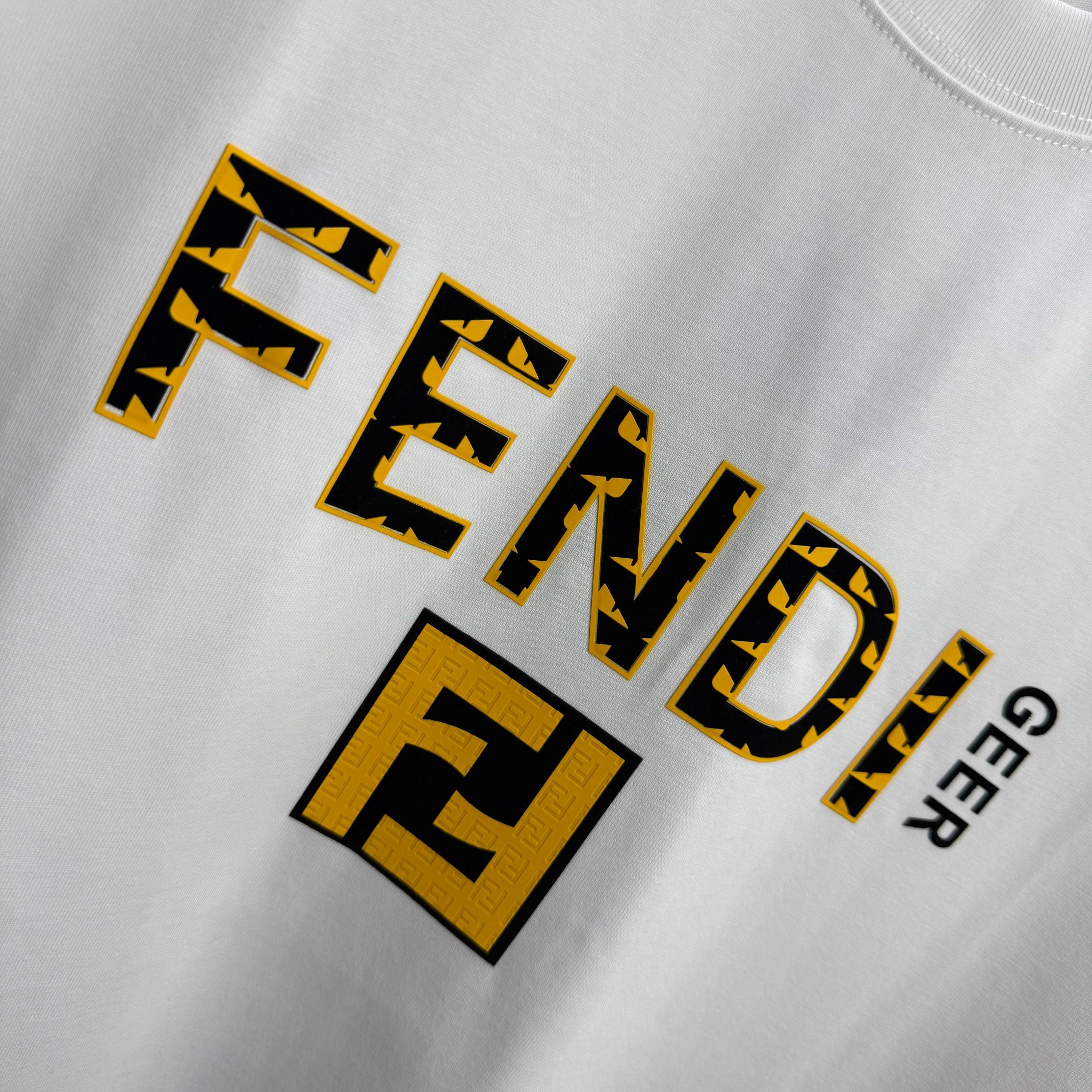 FENDI高仿字母印花圓領短袖T恤男士潮流上衣| 11 FENDI高仿字母印花圓領短袖T恤男士潮流上衣