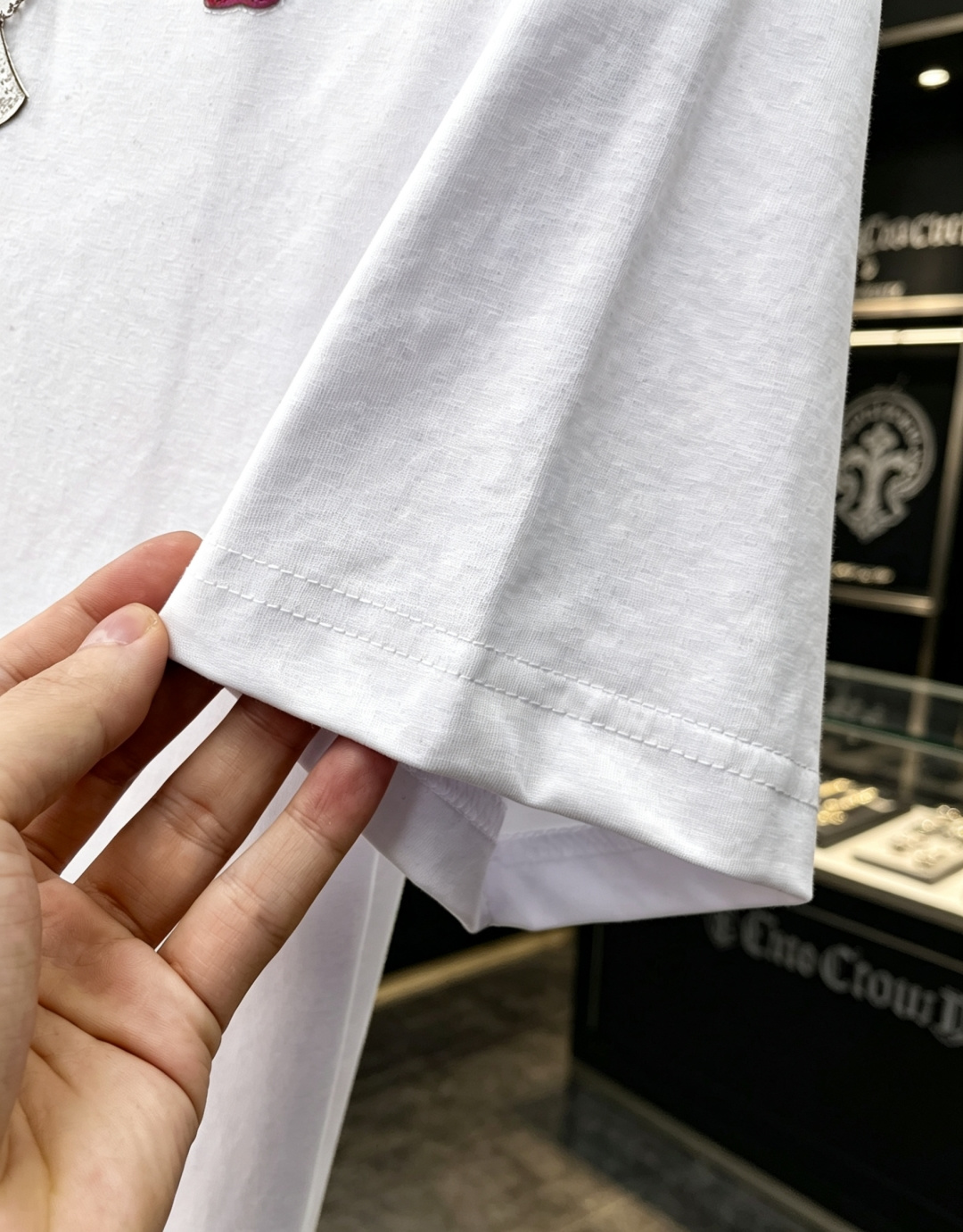 FENDI一比一立體FF刺繡短袖T恤男士精品上衣| 7 FENDI一比一立體FF刺繡短袖T恤男士精品上衣