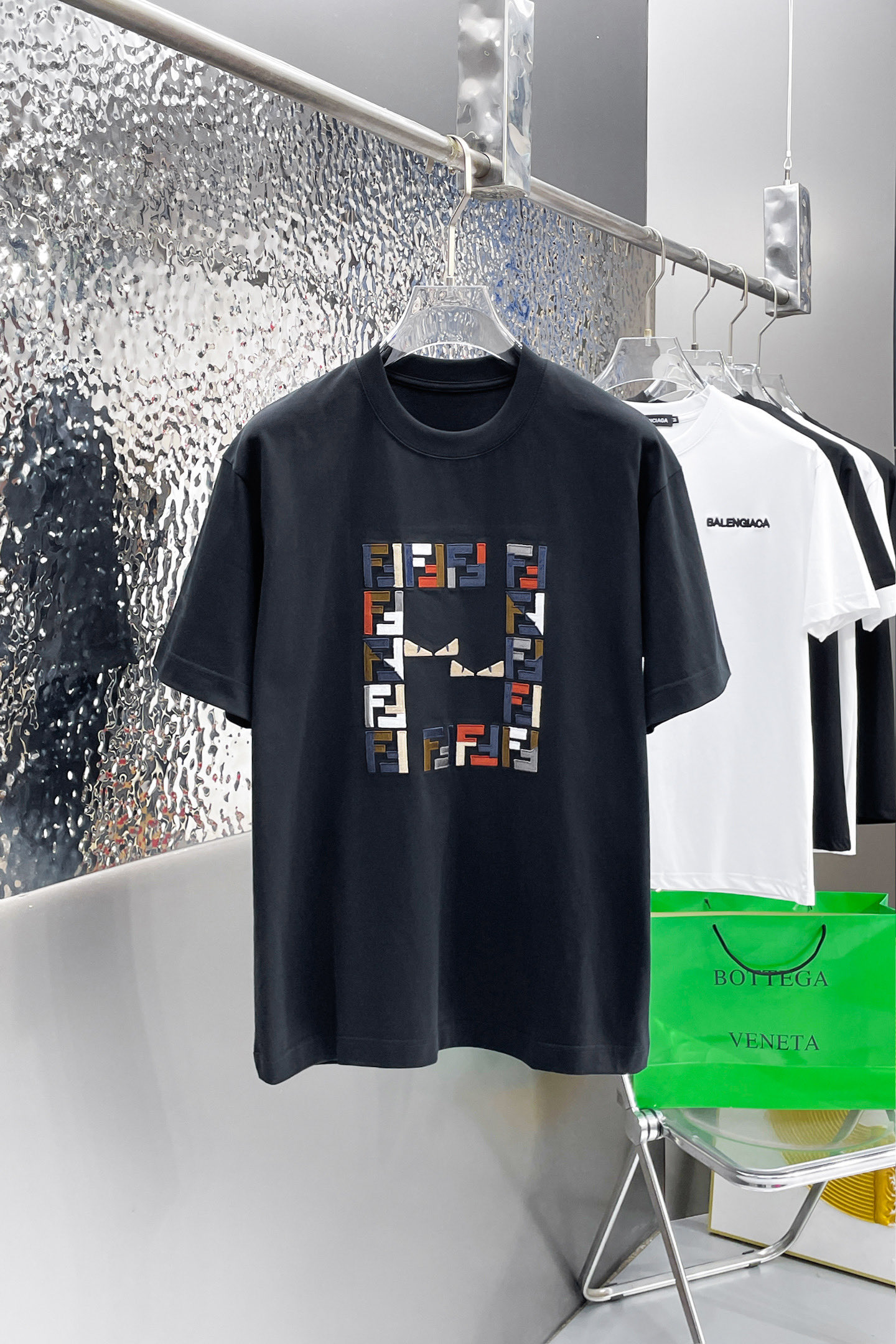FENDI高仿怪獸眼睛刺繡短袖T恤男士潮流黑色款| 13 FENDI高仿怪獸眼睛刺繡短袖T恤男士潮流黑色款