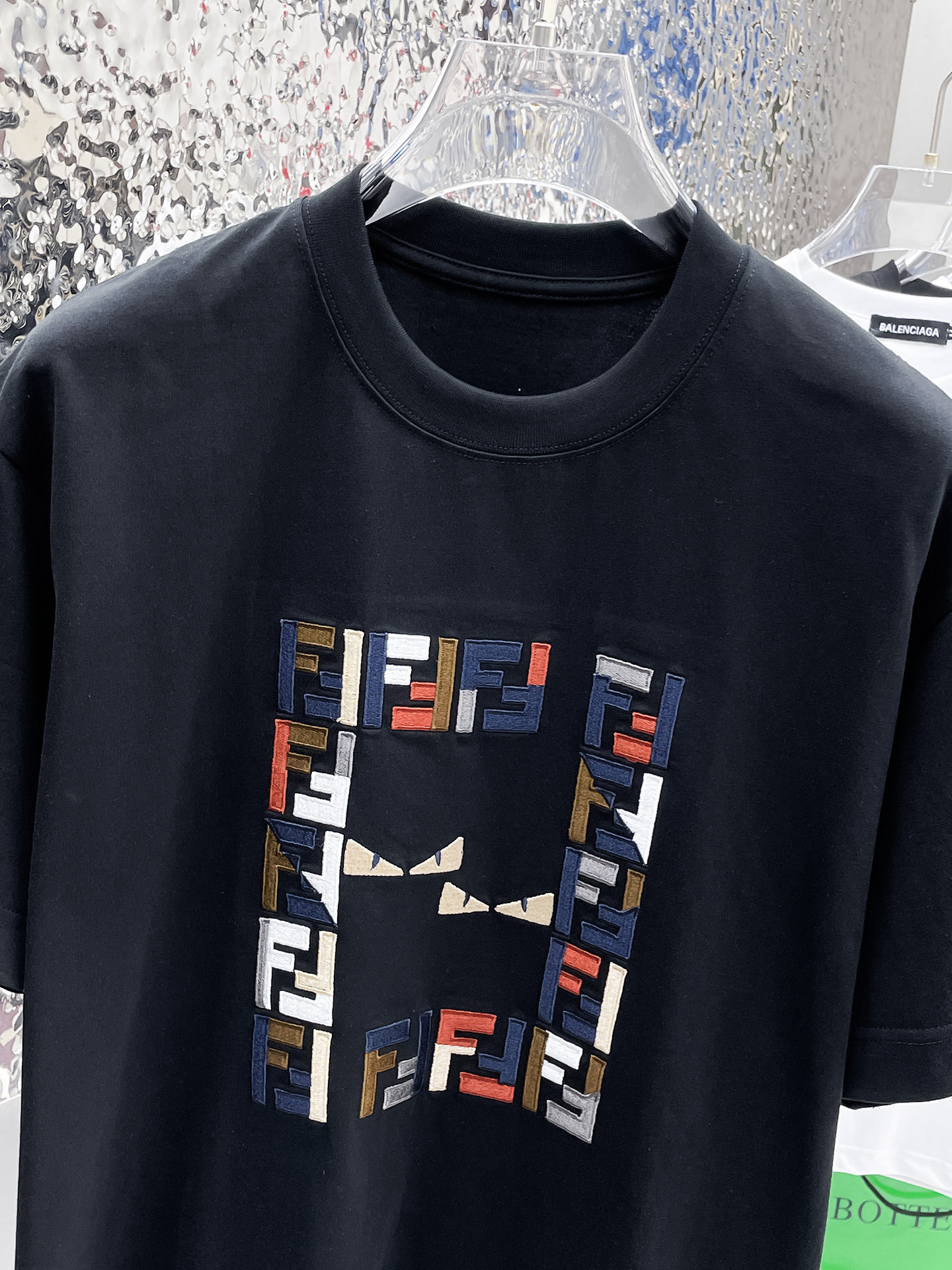 FENDI高仿怪獸眼睛刺繡短袖T恤男士潮流黑色款| 10 FENDI高仿怪獸眼睛刺繡短袖T恤男士潮流黑色款