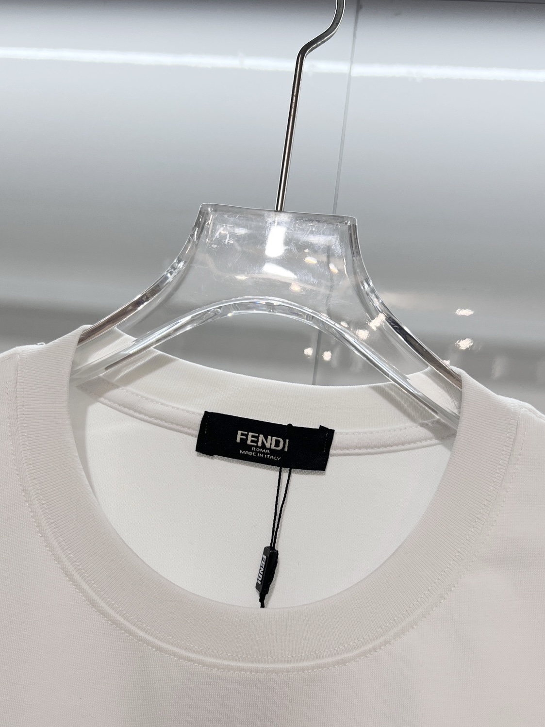 FENDI高仿海洋角色印花白色短袖T恤休閒款| 13 FENDI高仿海洋角色印花白色短袖T恤休閒款