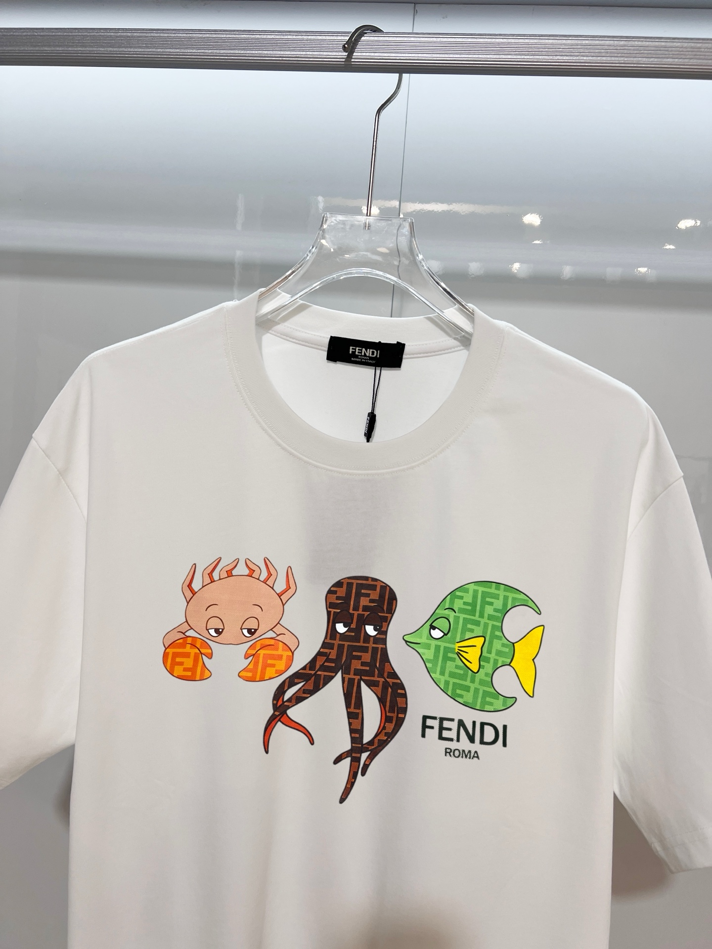 FENDI高仿海洋角色印花白色短袖T恤休閒款| 11 FENDI高仿海洋角色印花白色短袖T恤休閒款
