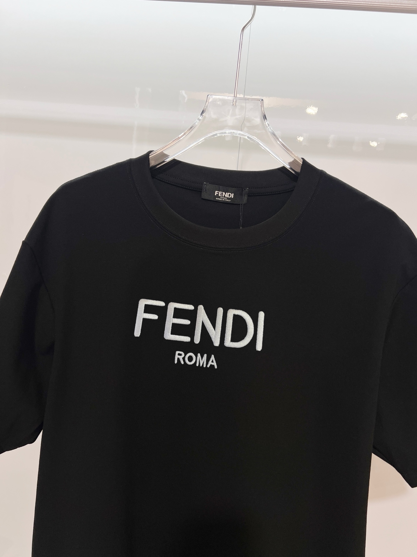 FENDI一比一LOGO刺繡短袖T恤休閒潮流百搭款| 11 FENDI一比一LOGO刺繡短袖T恤休閒潮流百搭款