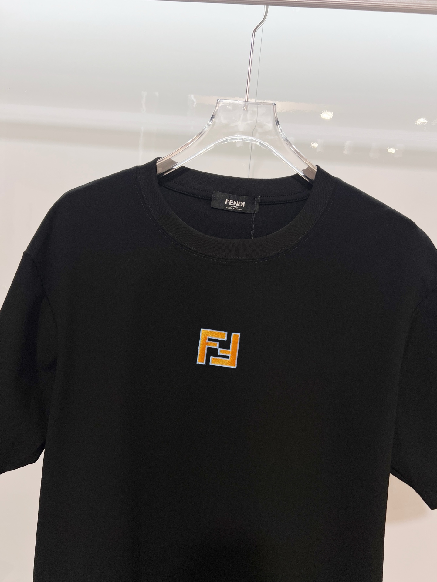 FENDI一比一FF刺繡短袖T恤純棉寬鬆潮流款| 10 FENDI一比一FF刺繡短袖T恤純棉寬鬆潮流款