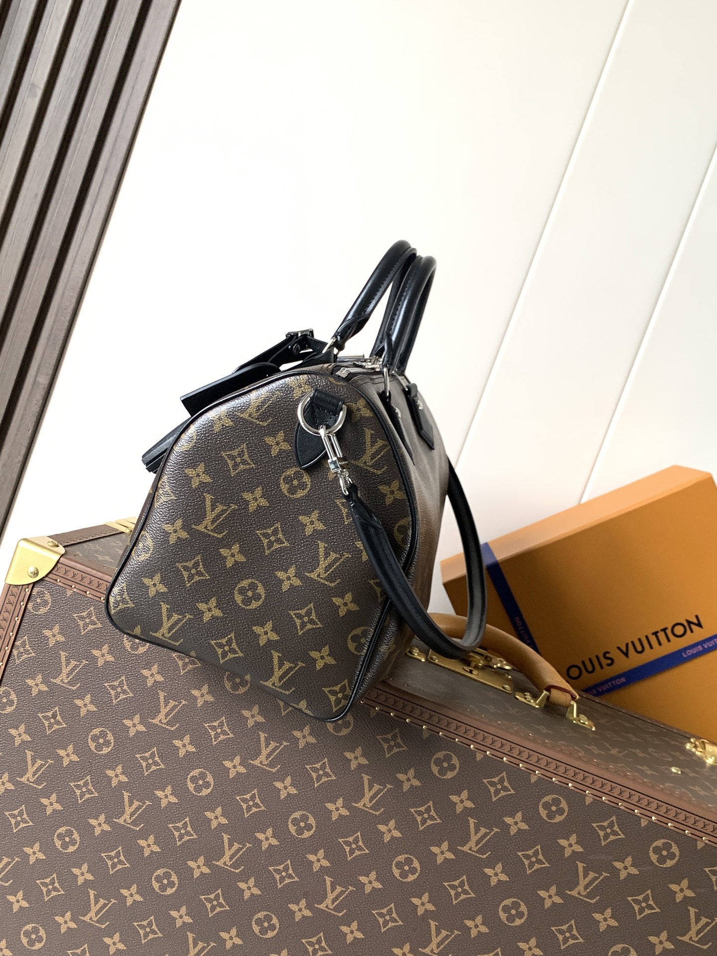 LV一比一Monogram黑拼手提包 時尚鎖頭波士頓女包| 13 LV一比一Monogram黑拼手提包 時尚鎖頭波士頓女包