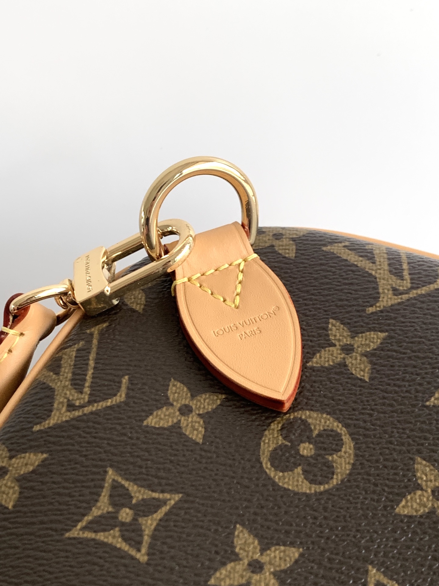 LV高仿Speedy旅行手提包 Monogram經典斜背女包| 9 LV高仿Speedy旅行手提包 Monogram經典斜背女包