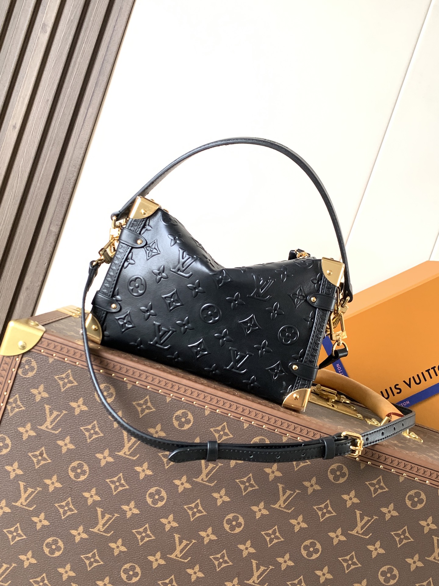 LV原單黑色壓紋法棍包 高級鏈條單肩女包| 14 LV原單黑色壓紋法棍包 高級鏈條單肩女包