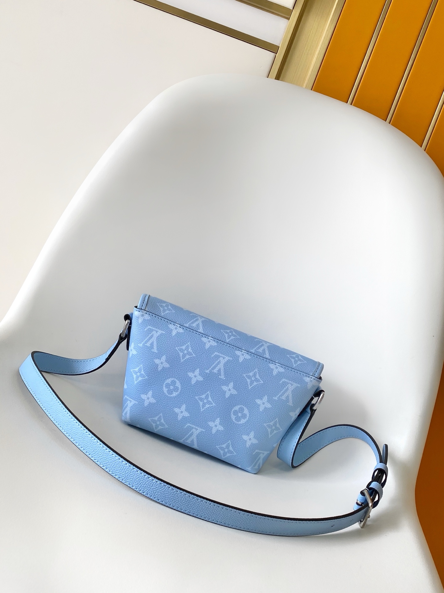 LV原單藍色Monogram迷你斜背包 女士百搭小包| 6 LV原單藍色Monogram迷你斜背包 女士百搭小包