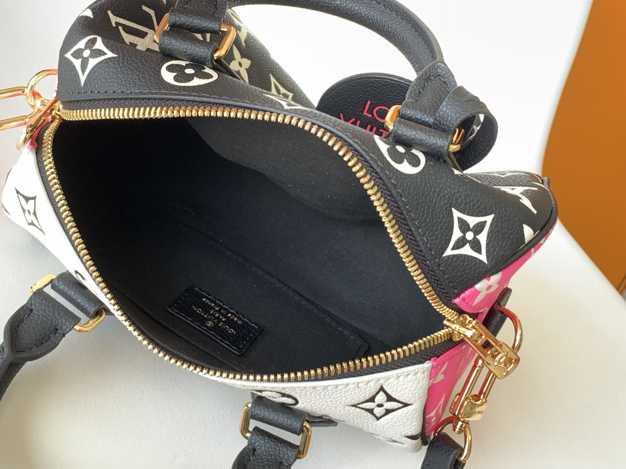 LV 一比一 Speedy Nano 黑粉配色 Monogram 迷你手提包| 8 LV 一比一 Speedy Nano 黑粉配色 Monogram 迷你手提包