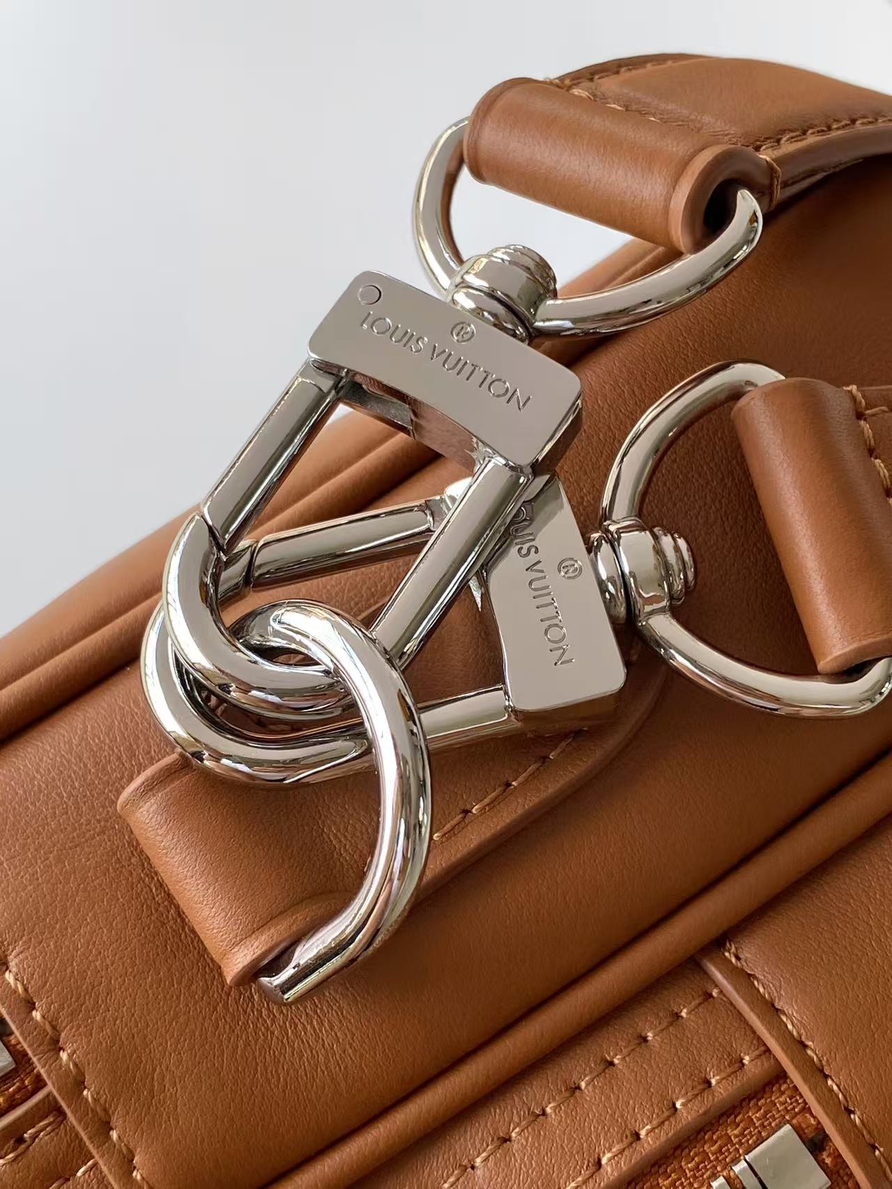 LV 原單 Mini Messenger 棕色皮革斜背包 手提兩用包| 9 LV 原單 Mini Messenger 棕色皮革斜背包 手提兩用包