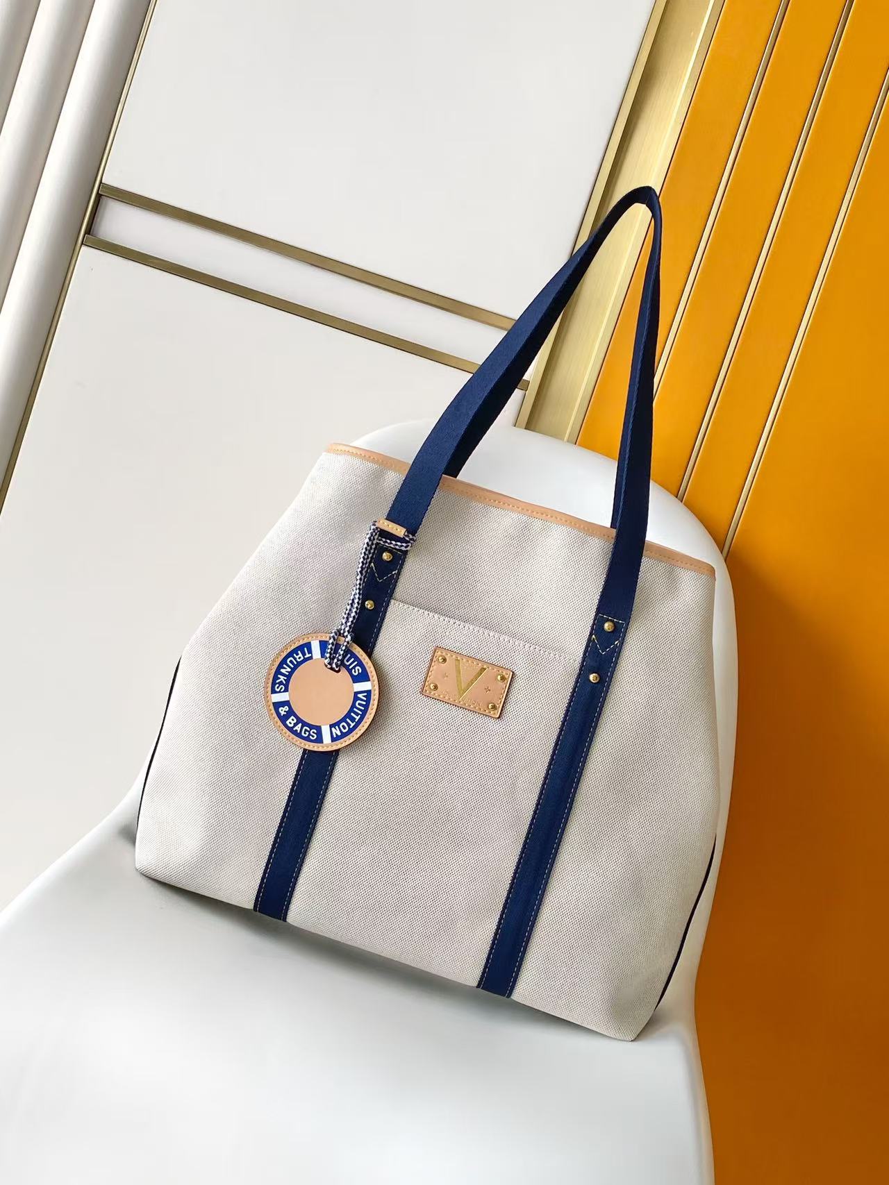 LV 一比一 On The Go Canvas 托特購物包 藍色肩帶款| 12 LV 一比一 On The Go Canvas 托特購物包 藍色肩帶款