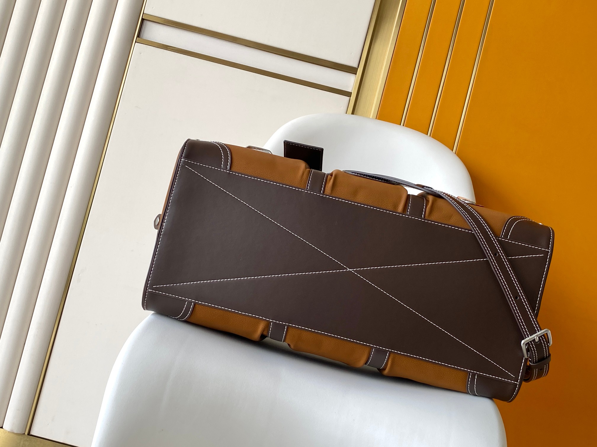 LV原單 Keepall Bandoulière 麂皮拼接旅行袋 Monogram 大容量手提斜背包| 12 LV原單 Keepall Bandoulière 麂皮拼接旅行袋 Monogram 大容量手提斜背包