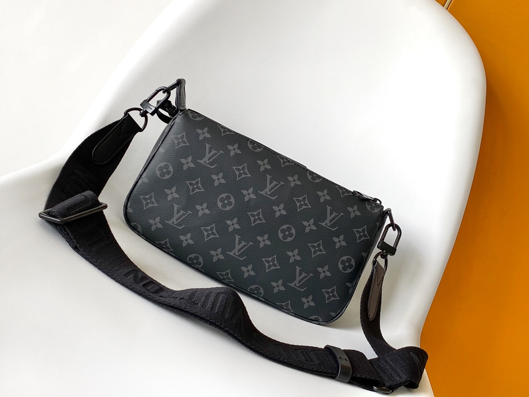 LV高仿 Monogram Eclipse 黑灰老花 男士斜背包 郵差包 商務休閒包| 13 LV高仿 Monogram Eclipse 黑灰老花 男士斜背包 郵差包 商務休閒包