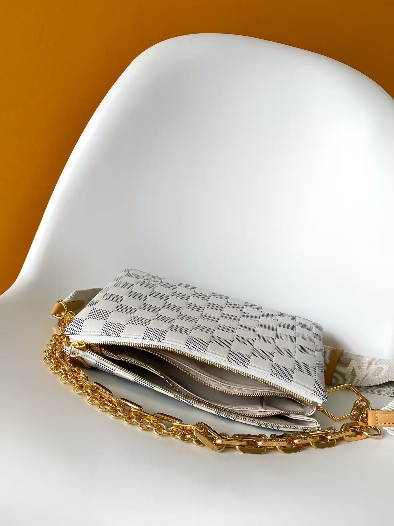 LV高仿 Damier Azur 白棋盤格鏈條包 女士肩背包 斜背精品小包| 8 LV高仿 Damier Azur 白棋盤格鏈條包 女士肩背包 斜背精品小包