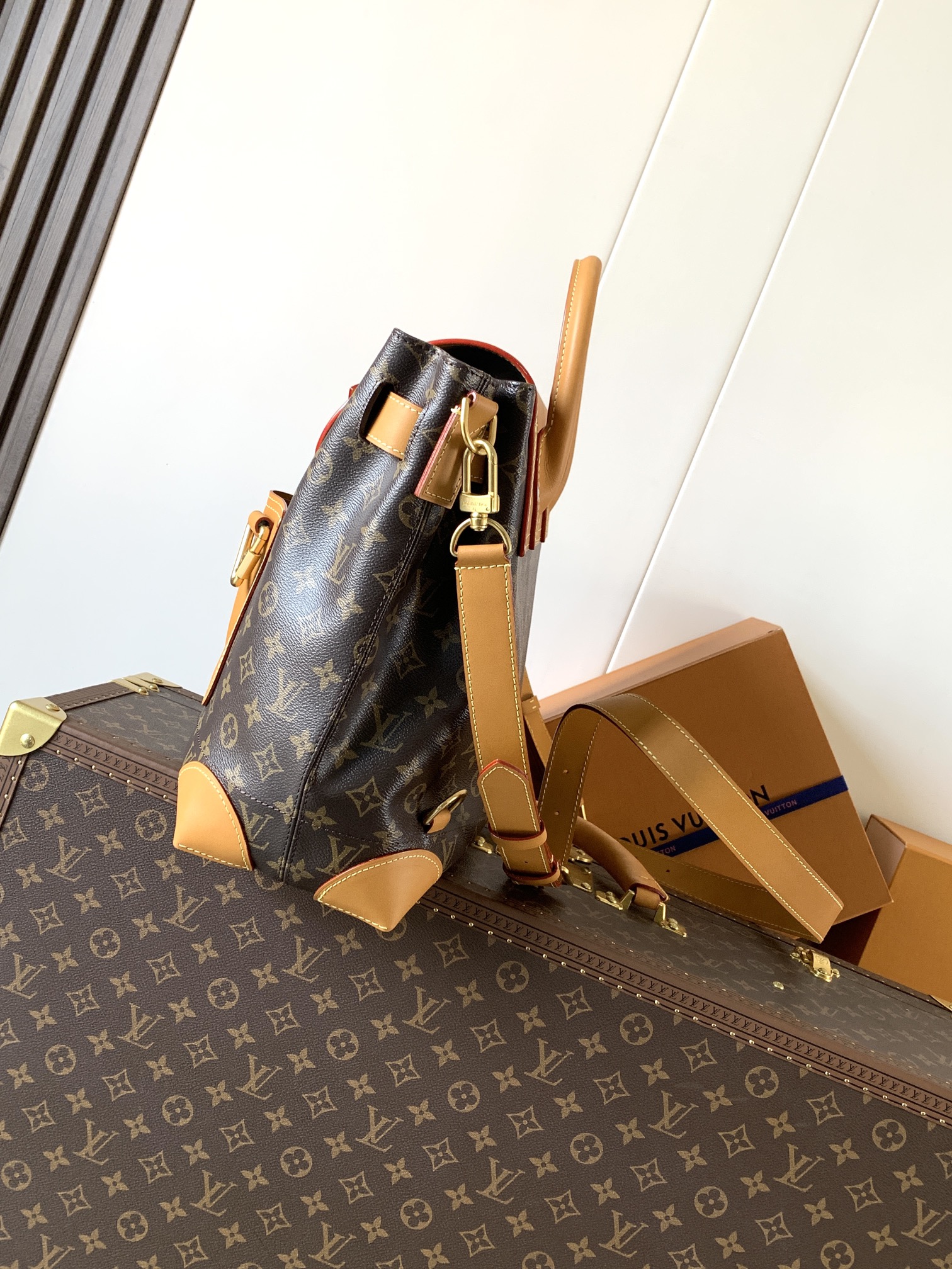 LV復刻 Utility Monogram多口袋後背包| 13 LV復刻 Utility Monogram多口袋後背包