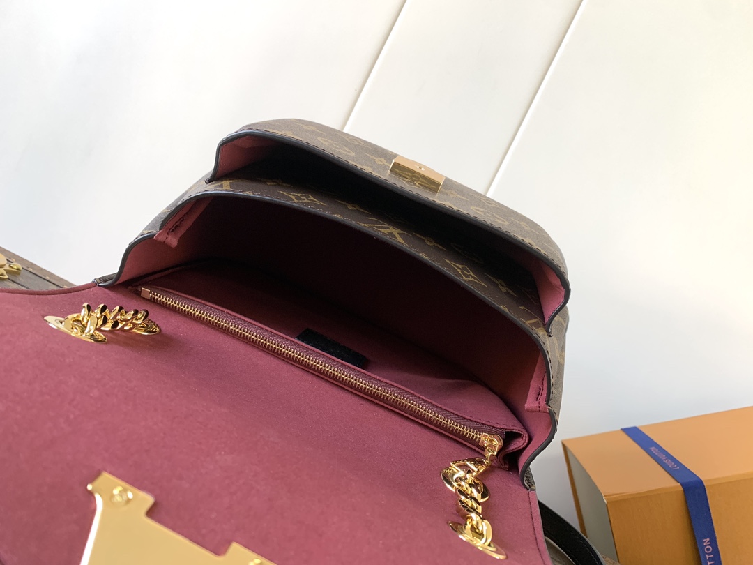 LV 高仿 Monogram 黑色 Twist 鏈條翻蓋斜背包 經典老花肩背女包| 10 LV 高仿 Monogram 黑色 Twist 鏈條翻蓋斜背包 經典老花肩背女包