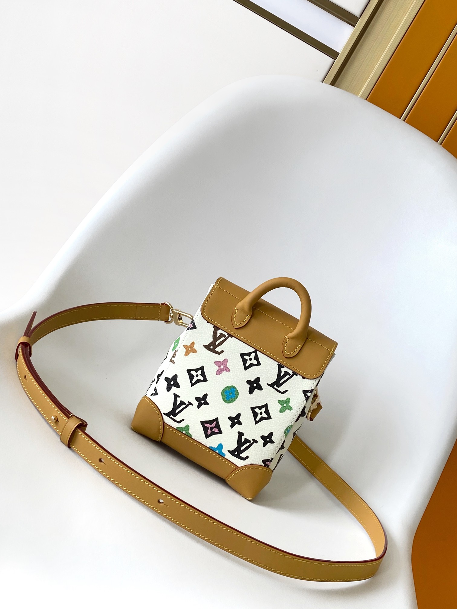LV A貨 彩色 Monogram Nano 小書包 迷你斜背包 可愛精品小包| 13 LV A貨 彩色 Monogram Nano 小書包 迷你斜背包 可愛精品小包