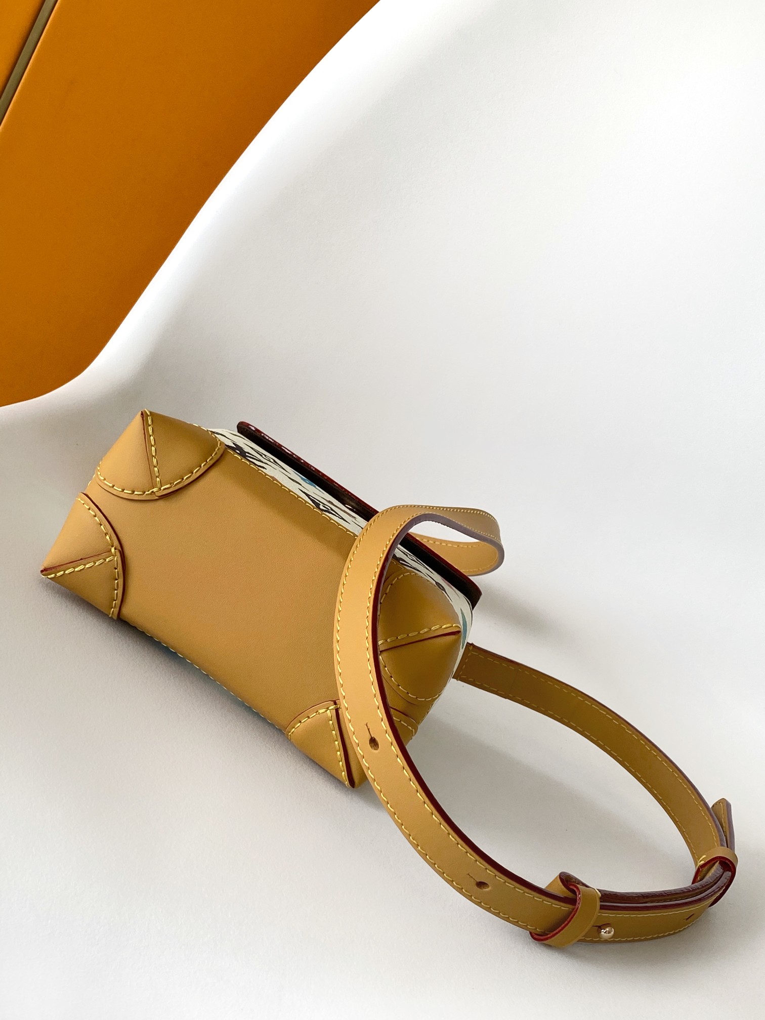 LV A貨 彩色 Monogram Nano 小書包 迷你斜背包 可愛精品小包| 12 LV A貨 彩色 Monogram Nano 小書包 迷你斜背包 可愛精品小包