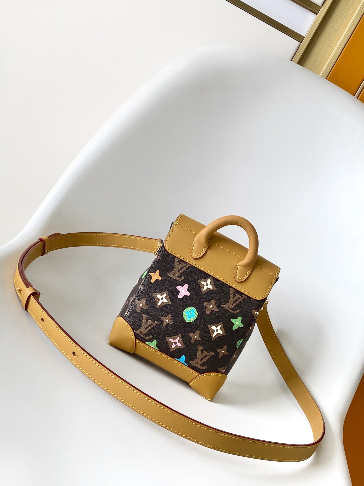 LV 高仿 Monogram 真皮迷你桶包 小巧手提斜背兩用包| 14 LV 高仿 Monogram 真皮迷你桶包 小巧手提斜背兩用包