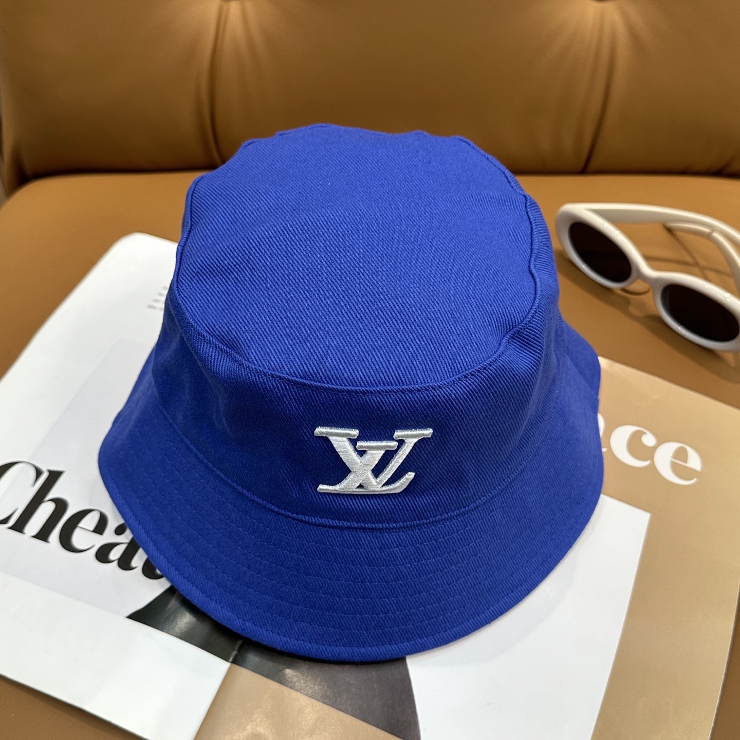 高仿LV 雙面刺繡Logo 漁夫帽藍色款| 11 高仿LV 雙面刺繡Logo 漁夫帽藍色款