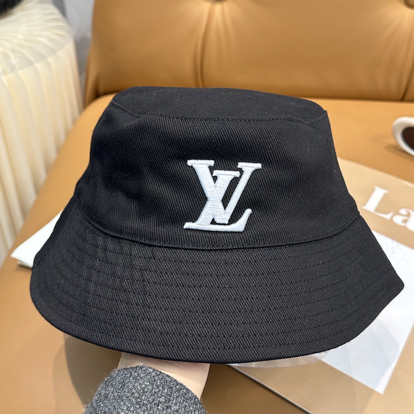 A貨LV 雙面刺繡Logo 黑色漁夫帽| 14 A貨LV 雙面刺繡Logo 黑色漁夫帽