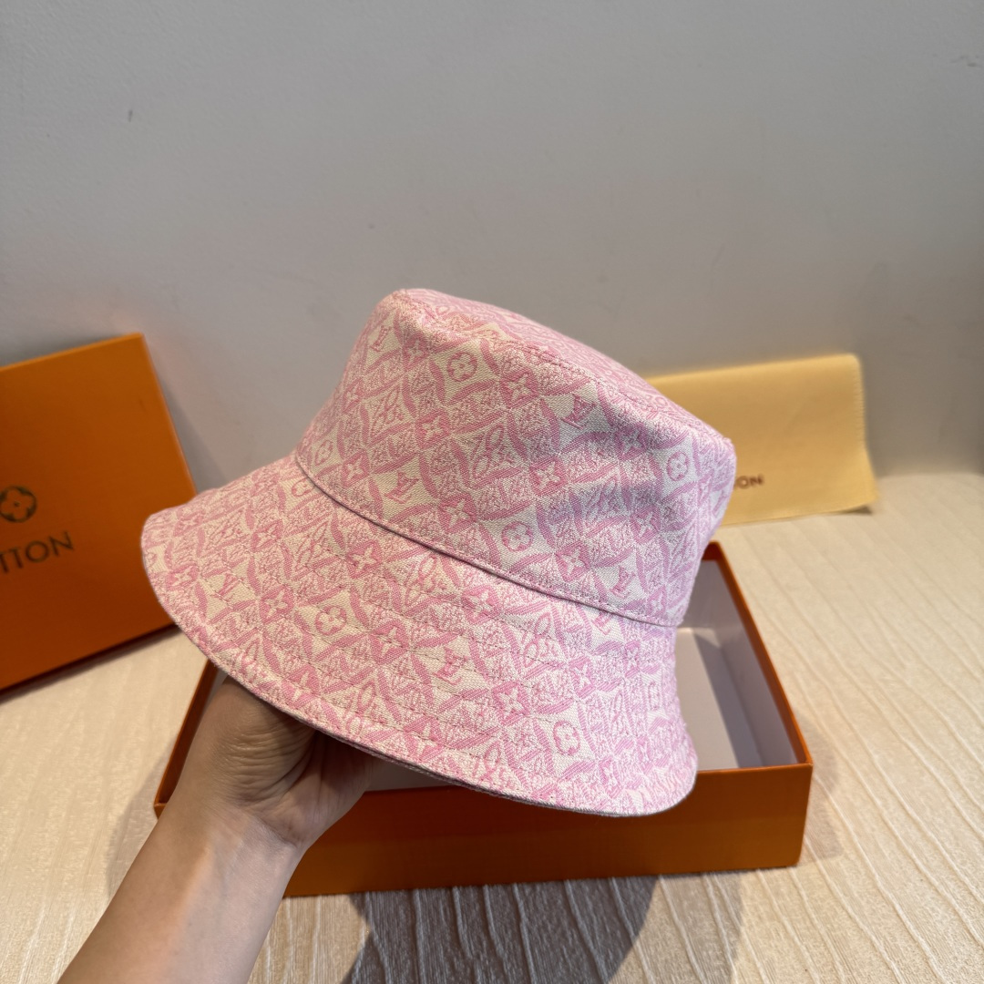 LV高仿粉色滿版老花漁夫帽甜美精品遮陽帽| 13 LV高仿粉色滿版老花漁夫帽甜美精品遮陽帽