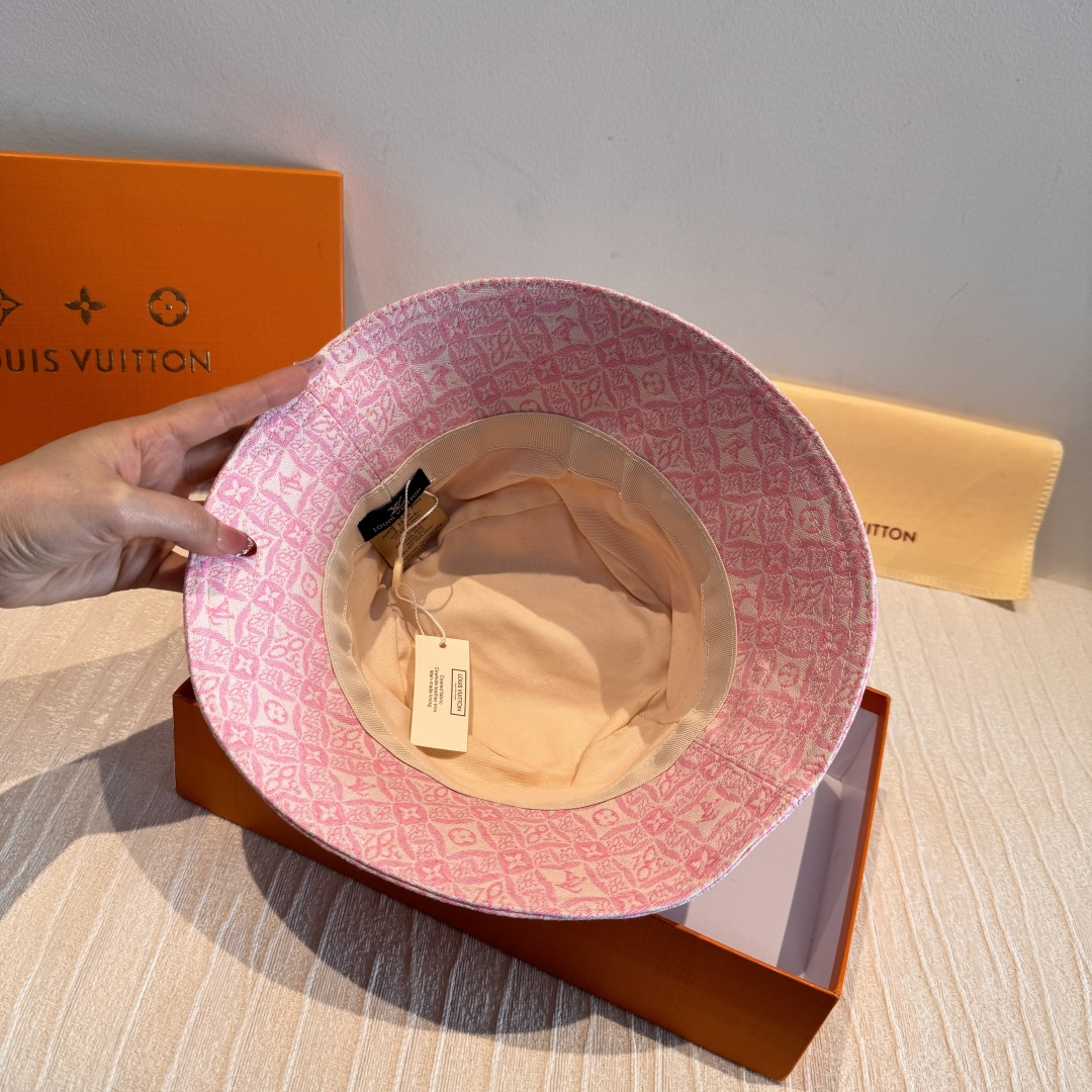 LV高仿粉色滿版老花漁夫帽甜美精品遮陽帽| 10 LV高仿粉色滿版老花漁夫帽甜美精品遮陽帽