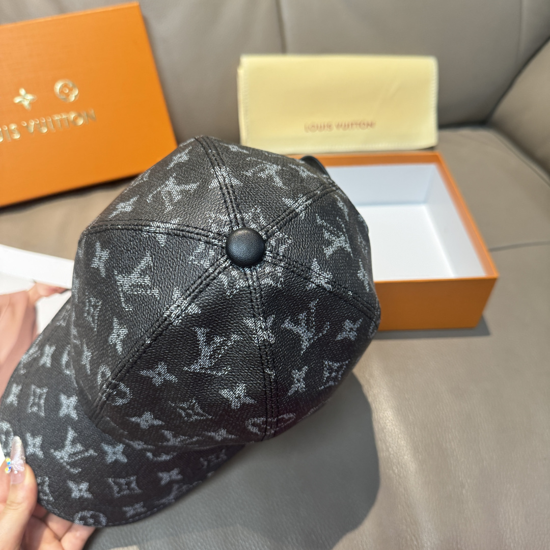 LV高仿黑灰Monogram棒球帽精品休閒百搭款| 11 LV高仿黑灰Monogram棒球帽精品休閒百搭款