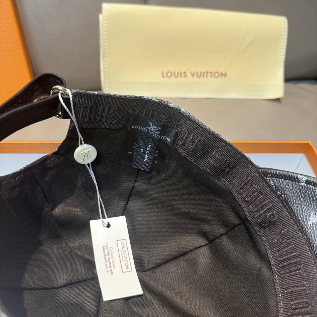 LV高仿黑灰Monogram棒球帽精品休閒百搭款| 8 LV高仿黑灰Monogram棒球帽精品休閒百搭款