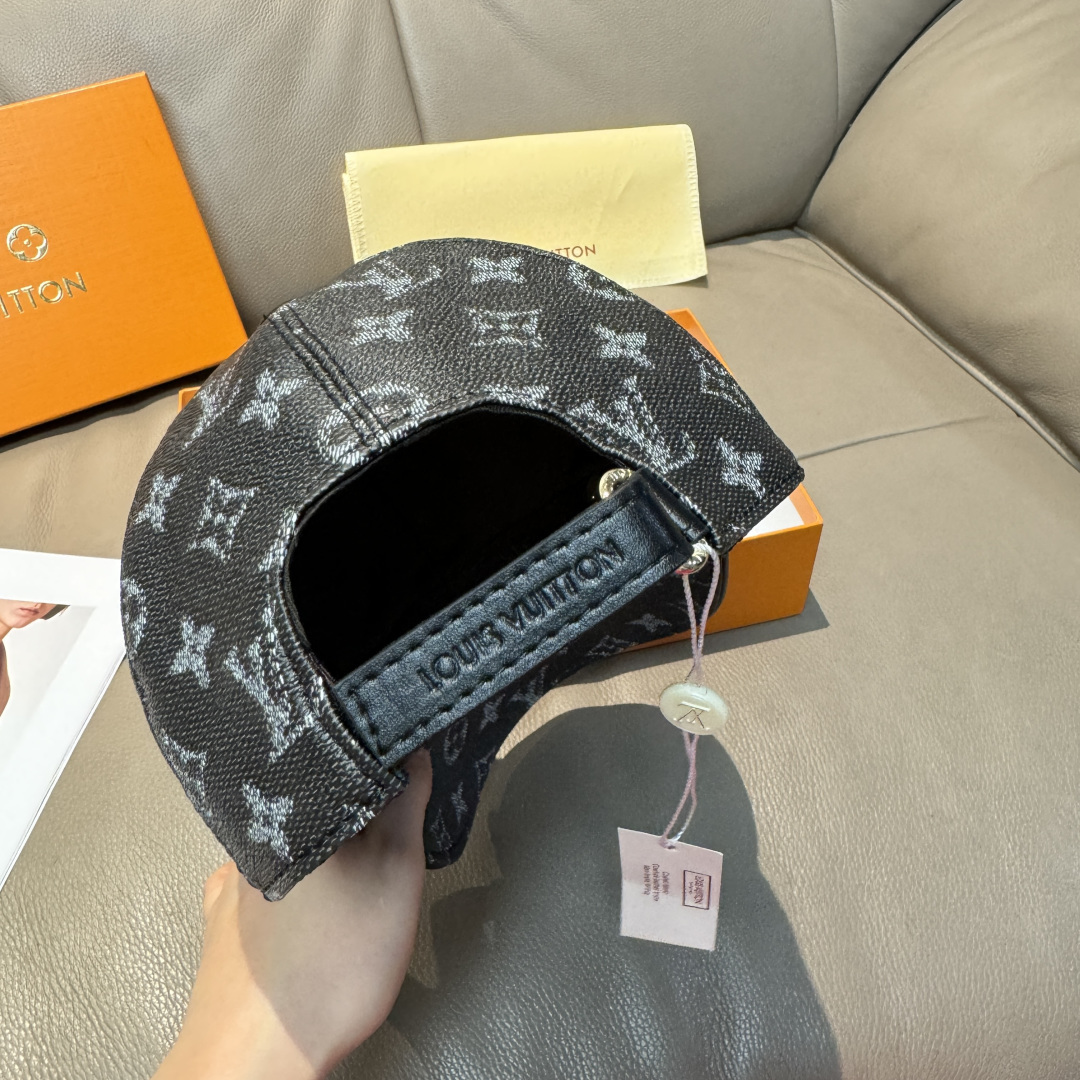 LV高仿黑灰Monogram棒球帽精品休閒百搭款| 9 LV高仿黑灰Monogram棒球帽精品休閒百搭款