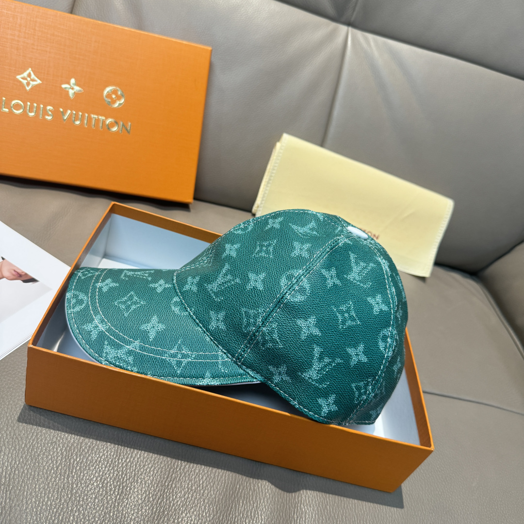 LV高仿墨綠Monogram壓紋棒球帽潮流百搭鴨舌帽| 13 LV高仿墨綠Monogram壓紋棒球帽潮流百搭鴨舌帽
