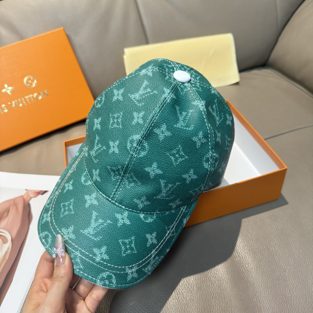 LV高仿墨綠Monogram壓紋棒球帽潮流百搭鴨舌帽| 11 LV高仿墨綠Monogram壓紋棒球帽潮流百搭鴨舌帽