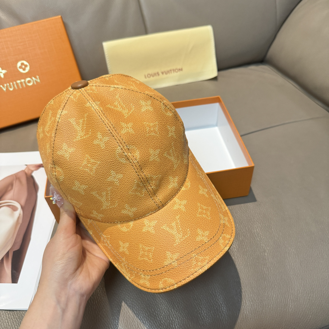 LV一比一黃色Monogram壓紋精品棒球帽| 11 LV一比一黃色Monogram壓紋精品棒球帽