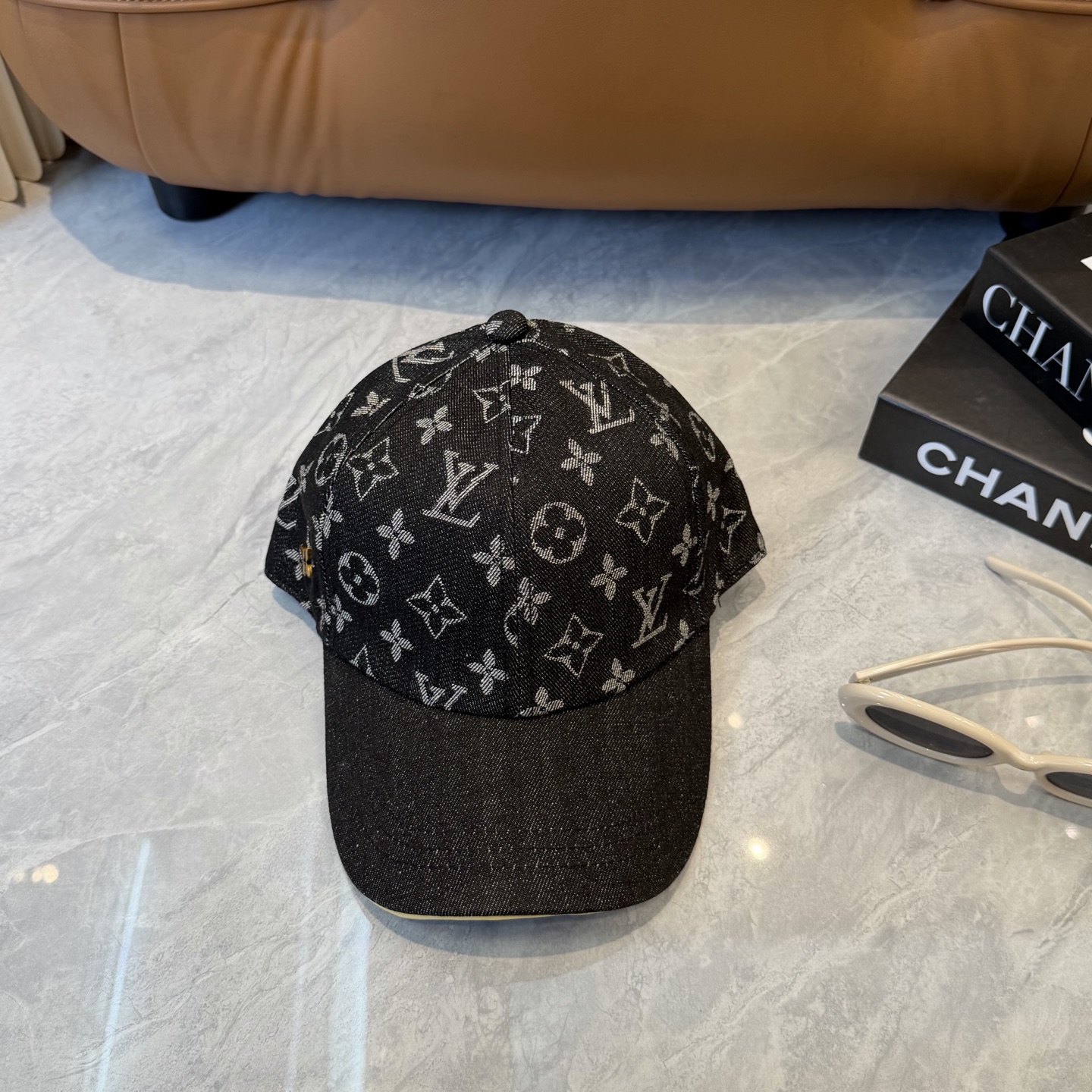 LV高仿黑灰Monogram丹寧棒球帽精品潮流帽| 11 LV高仿黑灰Monogram丹寧棒球帽精品潮流帽