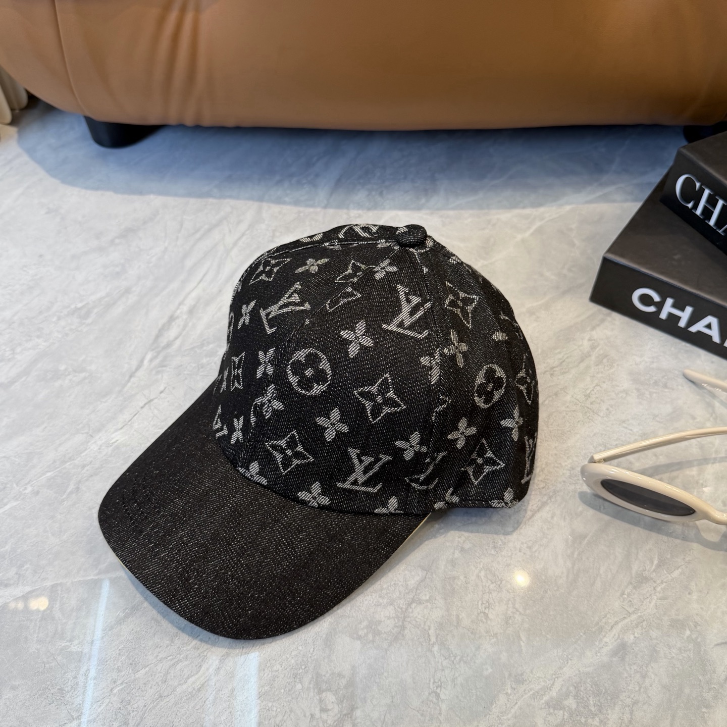 LV高仿黑灰Monogram丹寧棒球帽精品潮流帽| 10 LV高仿黑灰Monogram丹寧棒球帽精品潮流帽
