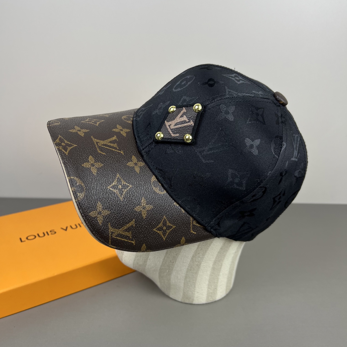 LV高仿黑色Monogram拼接棒球帽精品潮流鴨舌帽| 12 LV高仿黑色Monogram拼接棒球帽精品潮流鴨舌帽