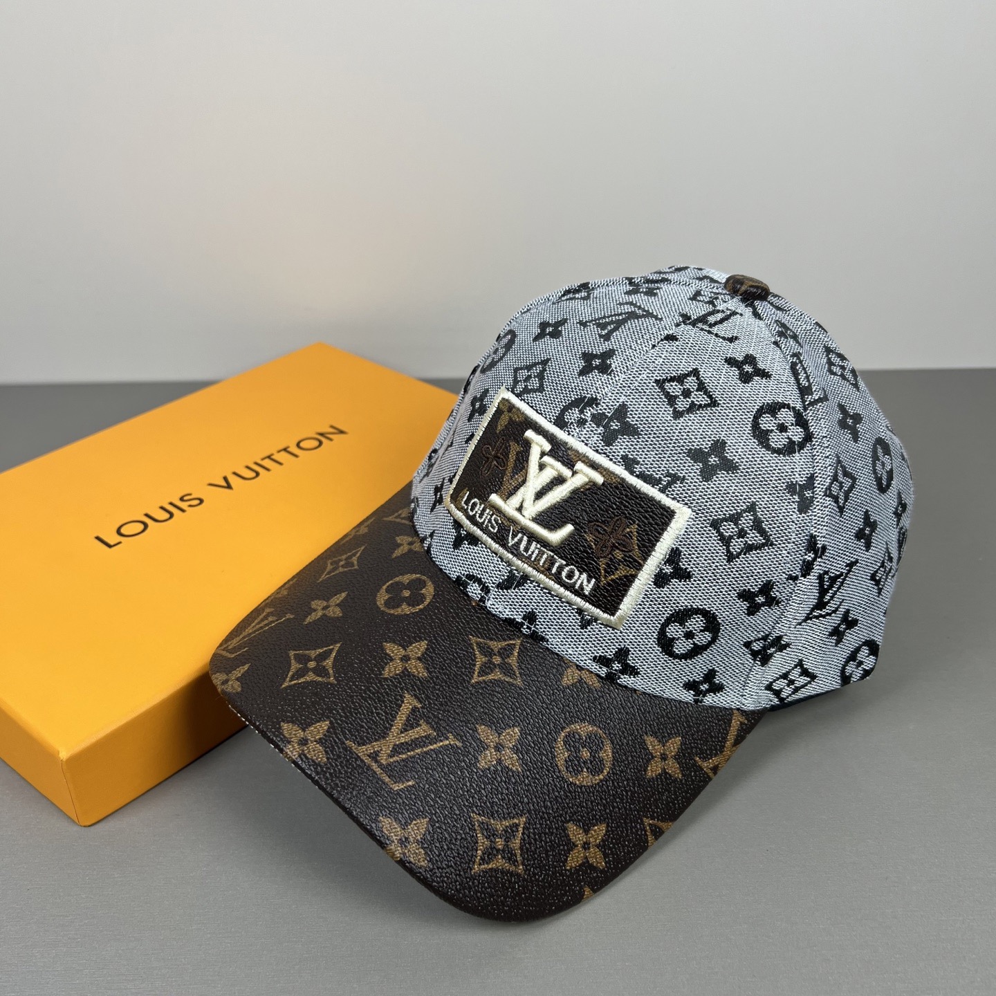 LV高仿Monogram拼接棒球帽時尚百搭鴨舌帽| 12 LV高仿Monogram拼接棒球帽時尚百搭鴨舌帽