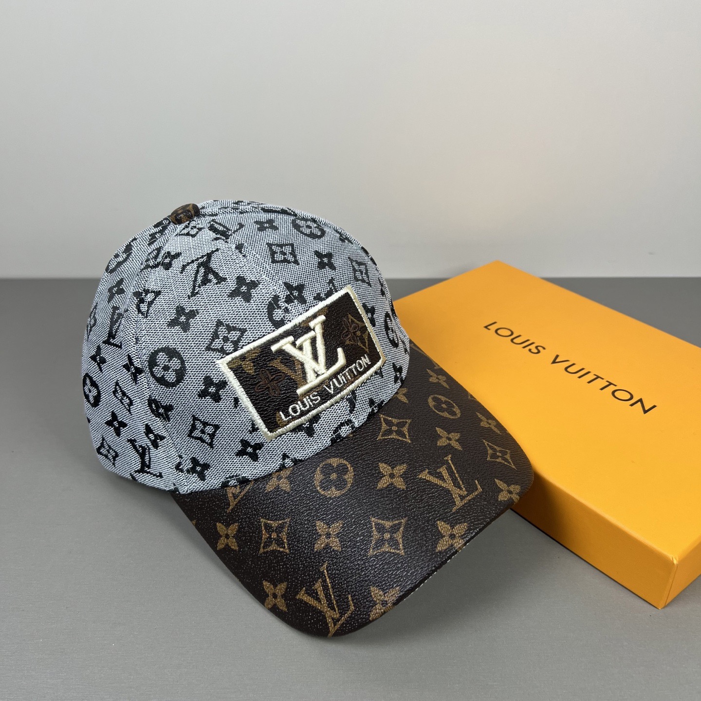 LV高仿Monogram拼接棒球帽時尚百搭鴨舌帽| 10 LV高仿Monogram拼接棒球帽時尚百搭鴨舌帽