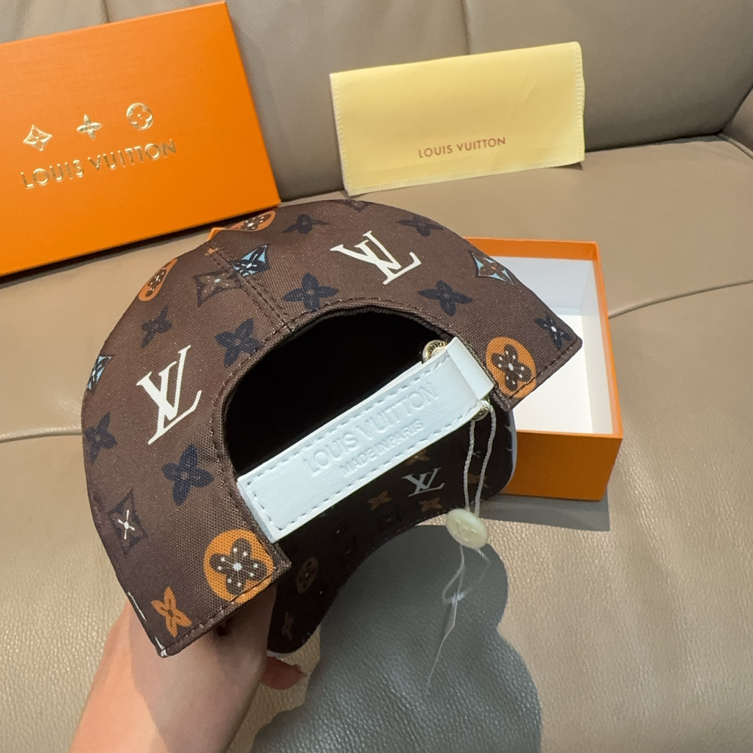 LV高仿咖啡色Monogram棒球帽精品休閒帽| 8 LV高仿咖啡色Monogram棒球帽精品休閒帽