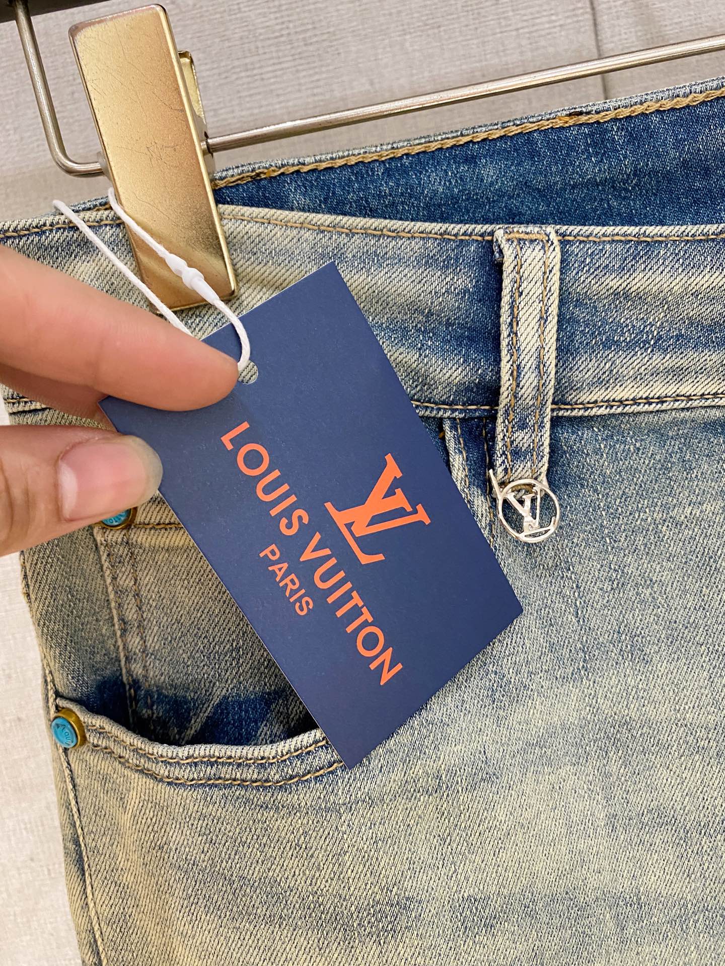 LV 一比一 男款 水洗刷色牛仔褲 直筒修身百搭款| 10 LV 一比一 男款 水洗刷色牛仔褲 直筒修身百搭款