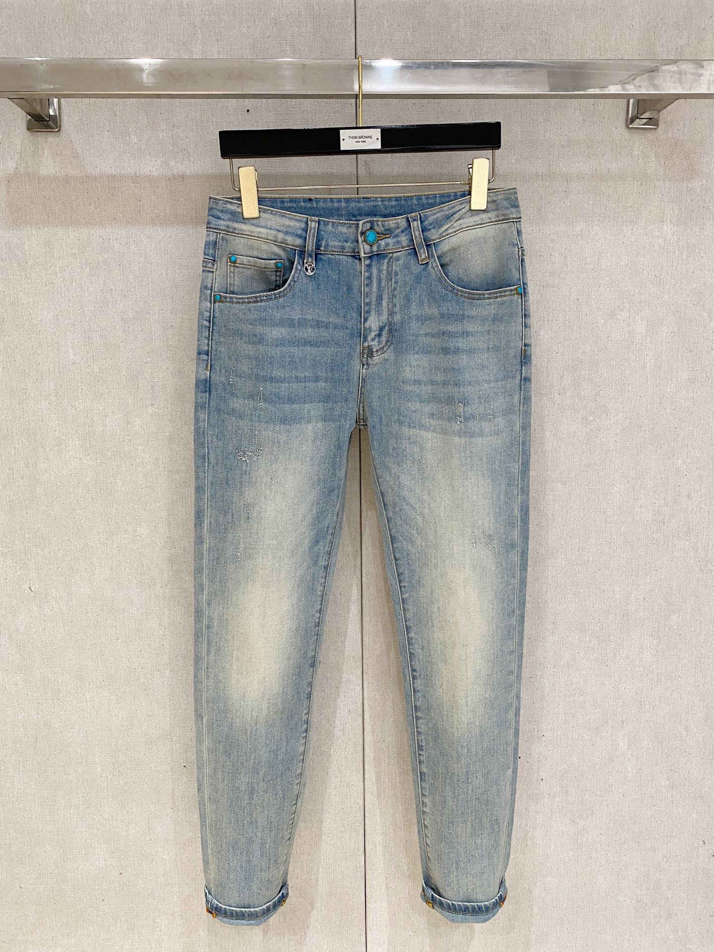 LV 原單 男款 經典水洗牛仔褲 百搭修身休閒款| 14 LV 原單 男款 經典水洗牛仔褲 百搭修身休閒款