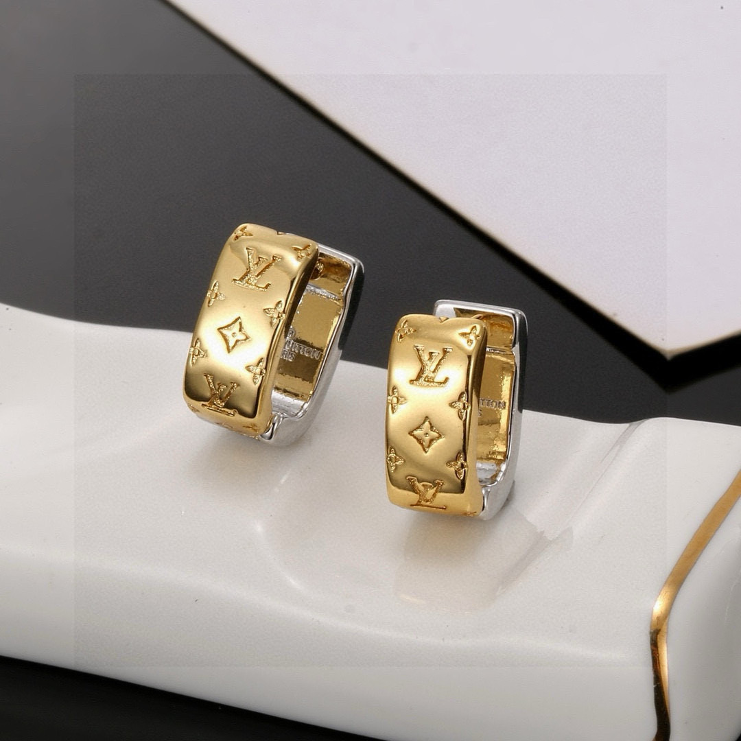 LV高仿金屬壓紋耳環 女款經典花紋高級飾品| 13 LV高仿金屬壓紋耳環 女款經典花紋高級飾品