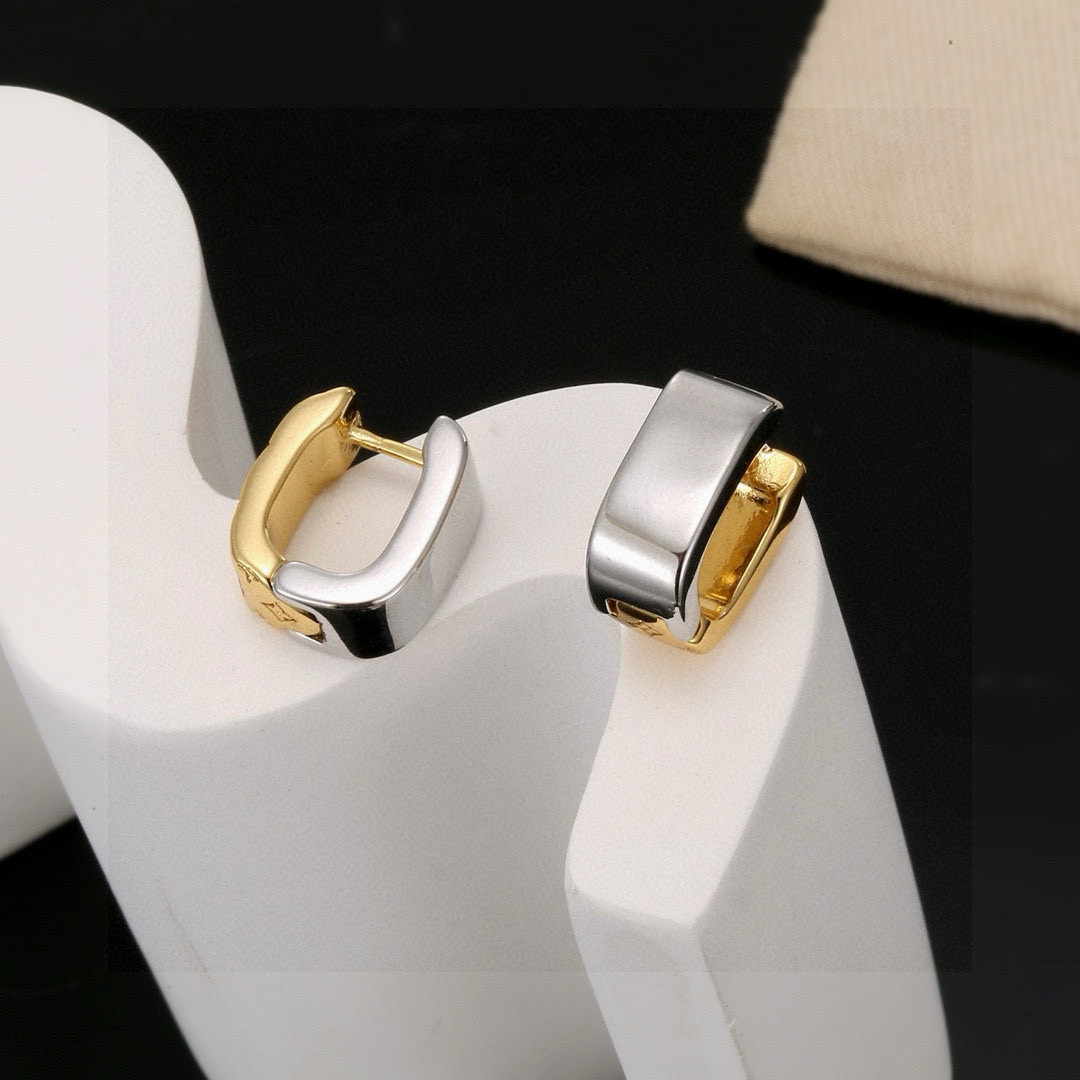 LV高仿金屬壓紋耳環 女款經典花紋高級飾品| 11 LV高仿金屬壓紋耳環 女款經典花紋高級飾品